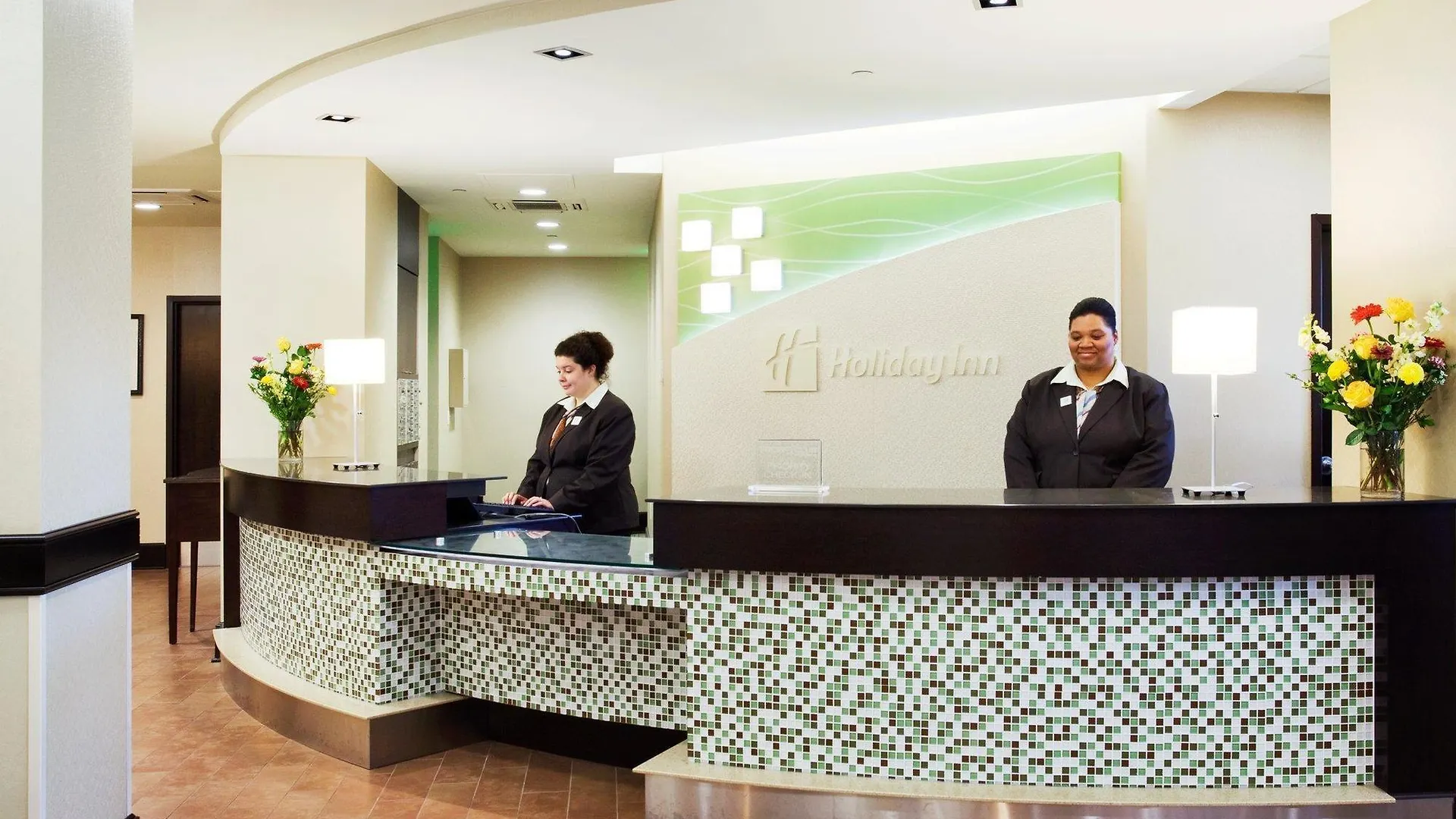 Holiday Inn Nashville - Vanderbilt - Dwtn By Ihg 3*,